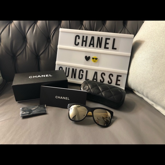 ***SOLD***Authentic CHANEL sunglasses 🕶 like new - Picture 1 of 11